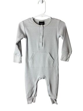 Little Bipsy Gray Waffle Knit Romper 9-12M
